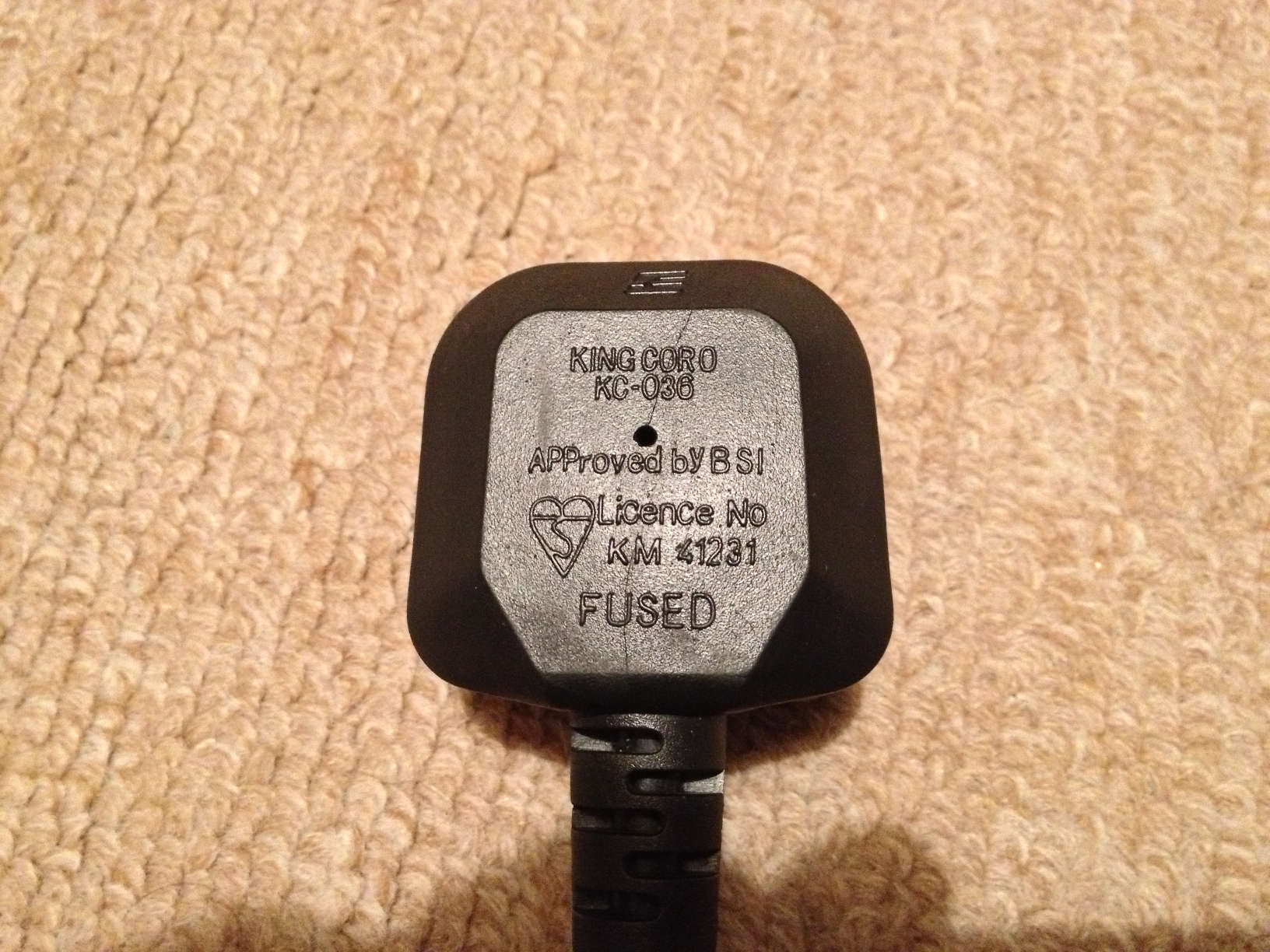 Robert Investigates: Counterfeit mains cables and plugs… you mean those exist too?